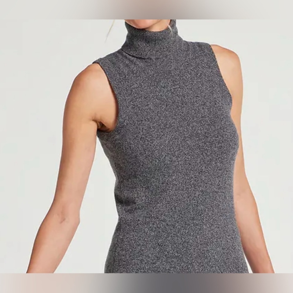 No Brand Women's (Junior) Mock Neck Sleveless Grey Tank Top